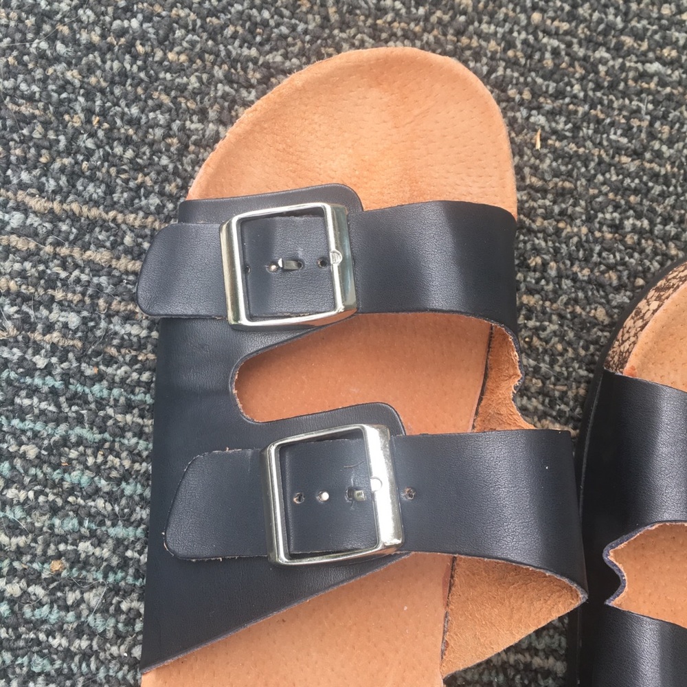 NWOT Kali Eagle Sandals Black Size 9 - Picture 3 of 5